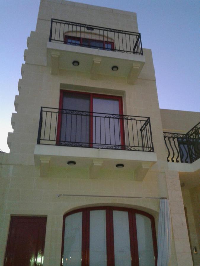 Mgarr Waterfront Cosy Apartment 2 By Ghajnsielem Gozo Ngoại thất bức ảnh